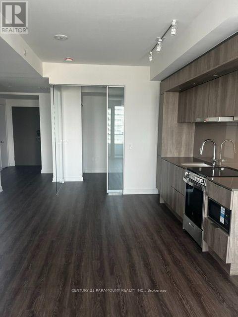2307 - 448 Burnhamthorpe Road W, Mississauga, Ontario  L5B 0R4 - Photo 6 - W13719748