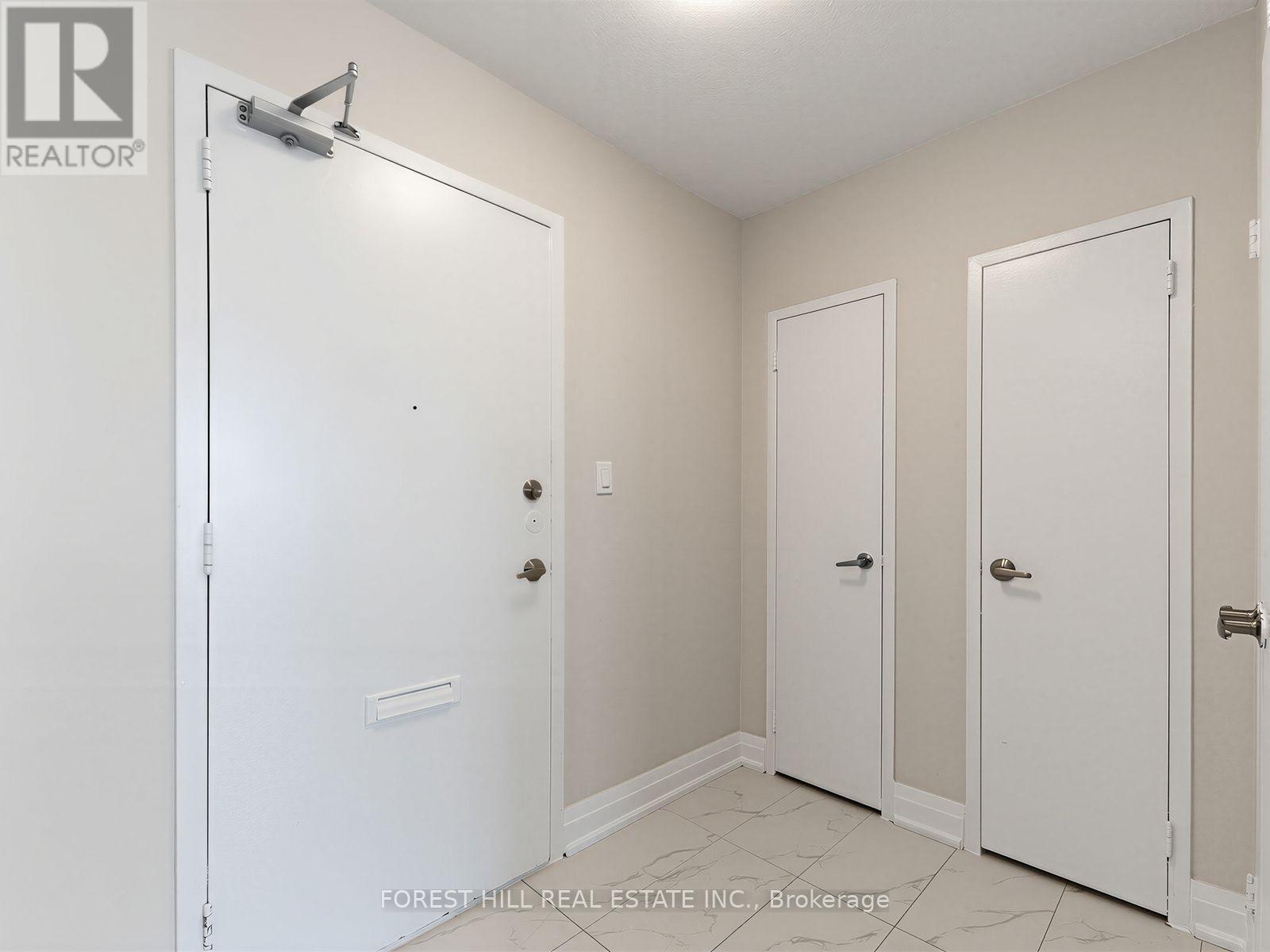 1004 - 111 Ridelle Avenue, Toronto, Ontario  M6B 1J7 - Photo 3 - W13719758