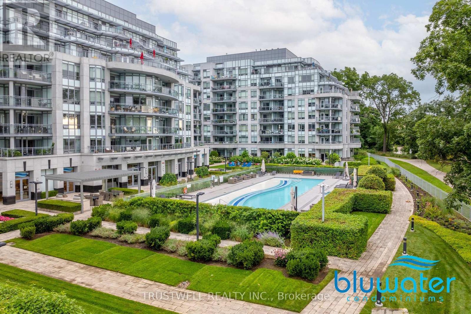720 - 3500 LAKESHORE ROAD W, Oakville, Ontario