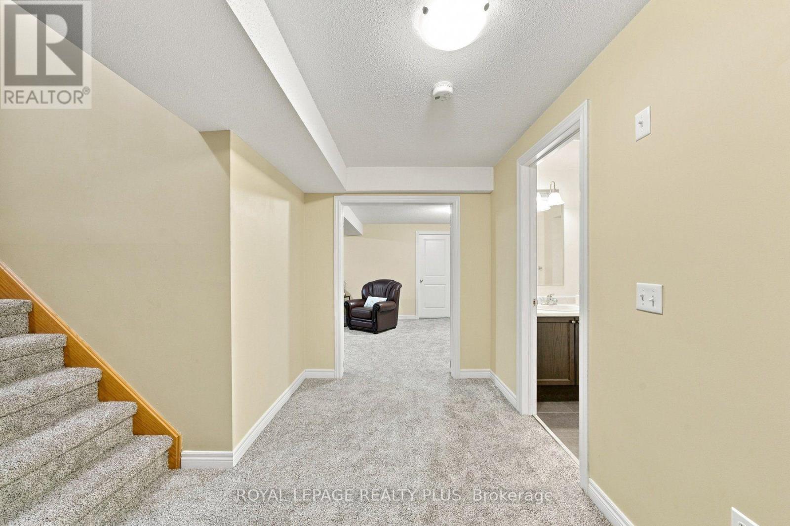 8971 Tristar Crescent, Niagara Falls, Ontario  L2G 0E6 - Photo 30 - X13719658