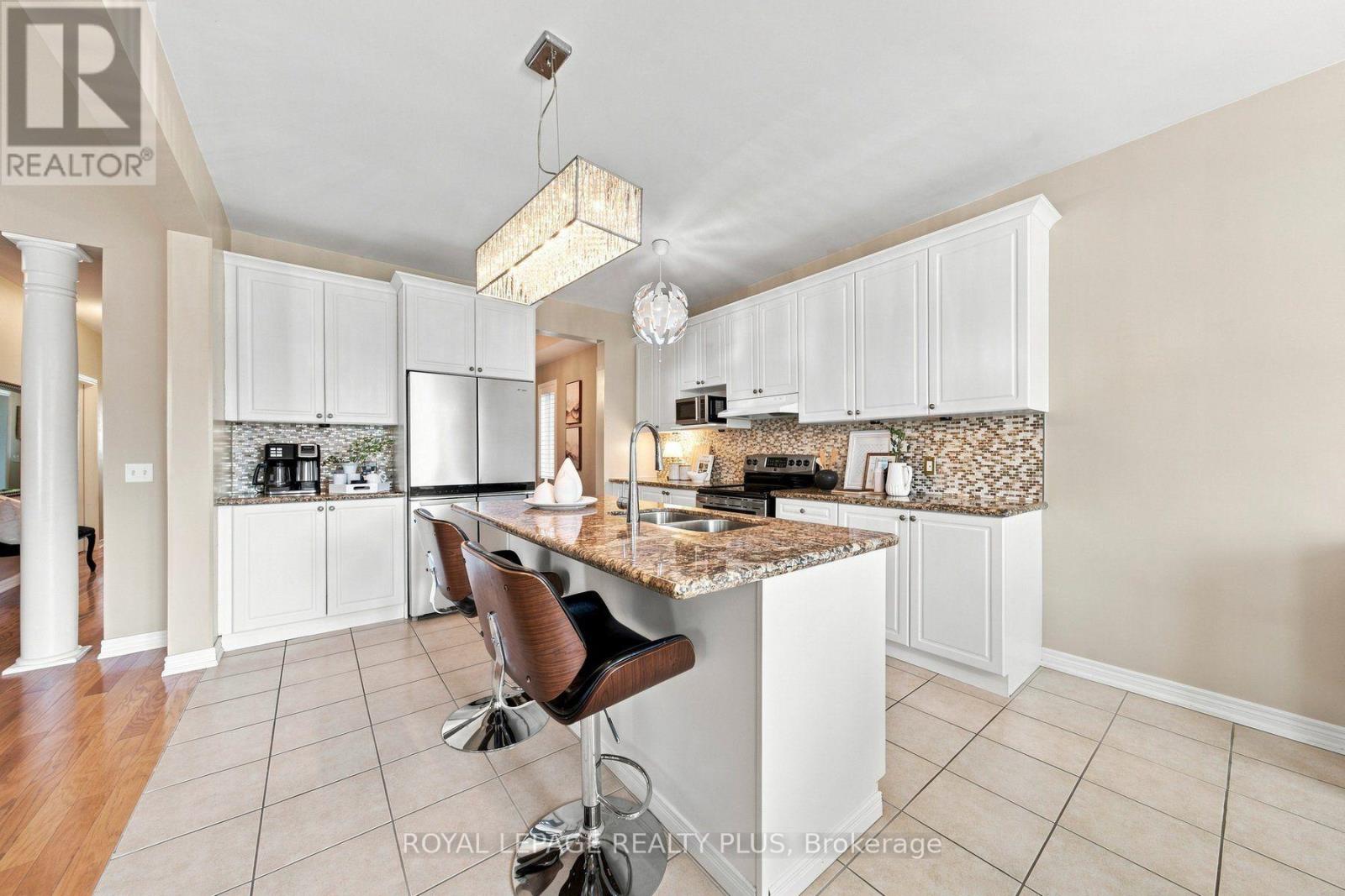 8971 Tristar Crescent, Niagara Falls, Ontario  L2G 0E6 - Photo 4 - X13719658