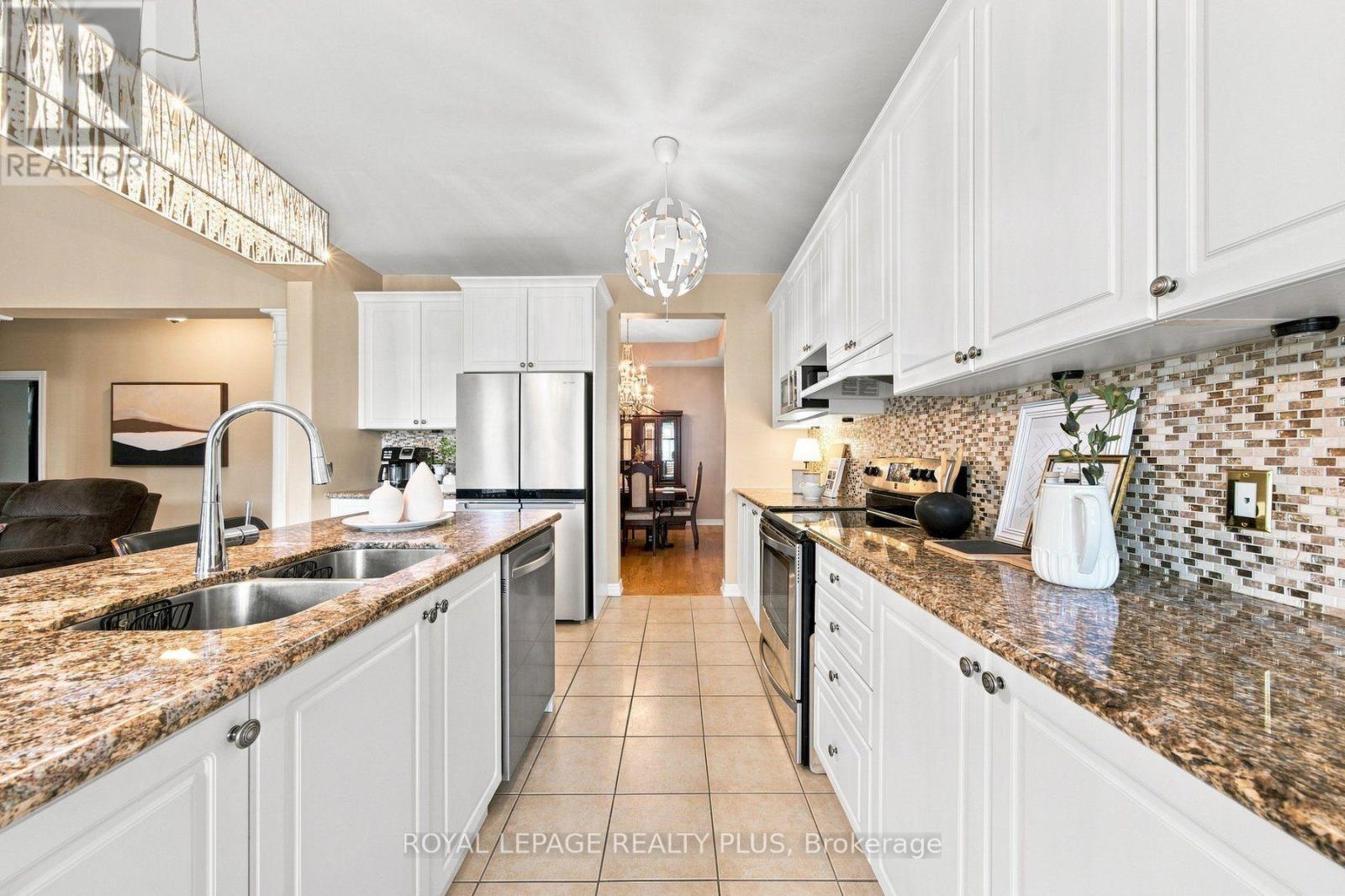 8971 Tristar Crescent, Niagara Falls, Ontario  L2G 0E6 - Photo 5 - X13719658