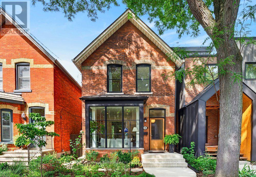 16 BRUCE STREET, Hamilton, Ontario