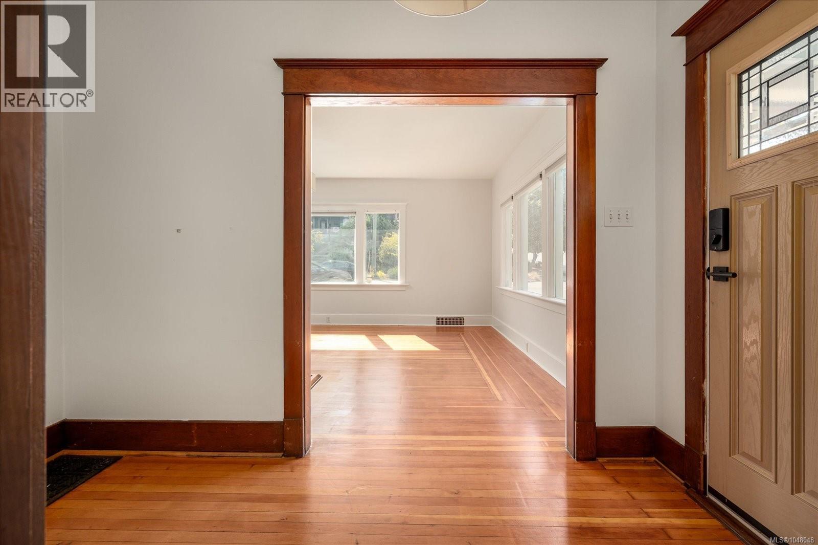 733 Fitzwilliam St, Nanaimo, British Columbia  V9R 3B7 - Photo 10 - 1048048