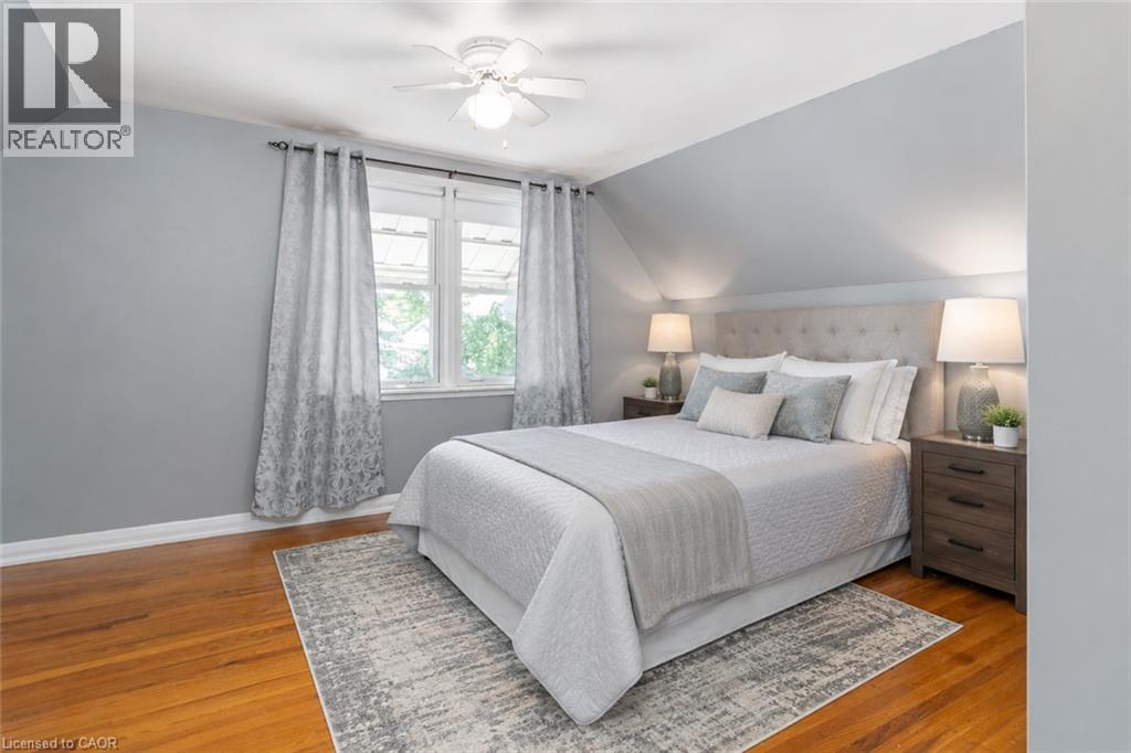274 East 38th Street, Hamilton, Ontario  L8V 4G3 - Photo 11 - 40858567