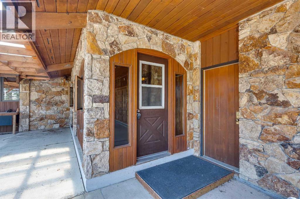 273167 Range Road 25, Rural Rocky View County, Alberta  T4B 4P6 - Photo 14 - A2316258