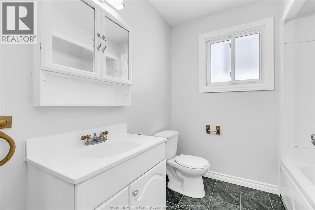 744 Mckay Avenue, Windsor, Ontario  N9B 2A1 - Photo 20 - 26020457