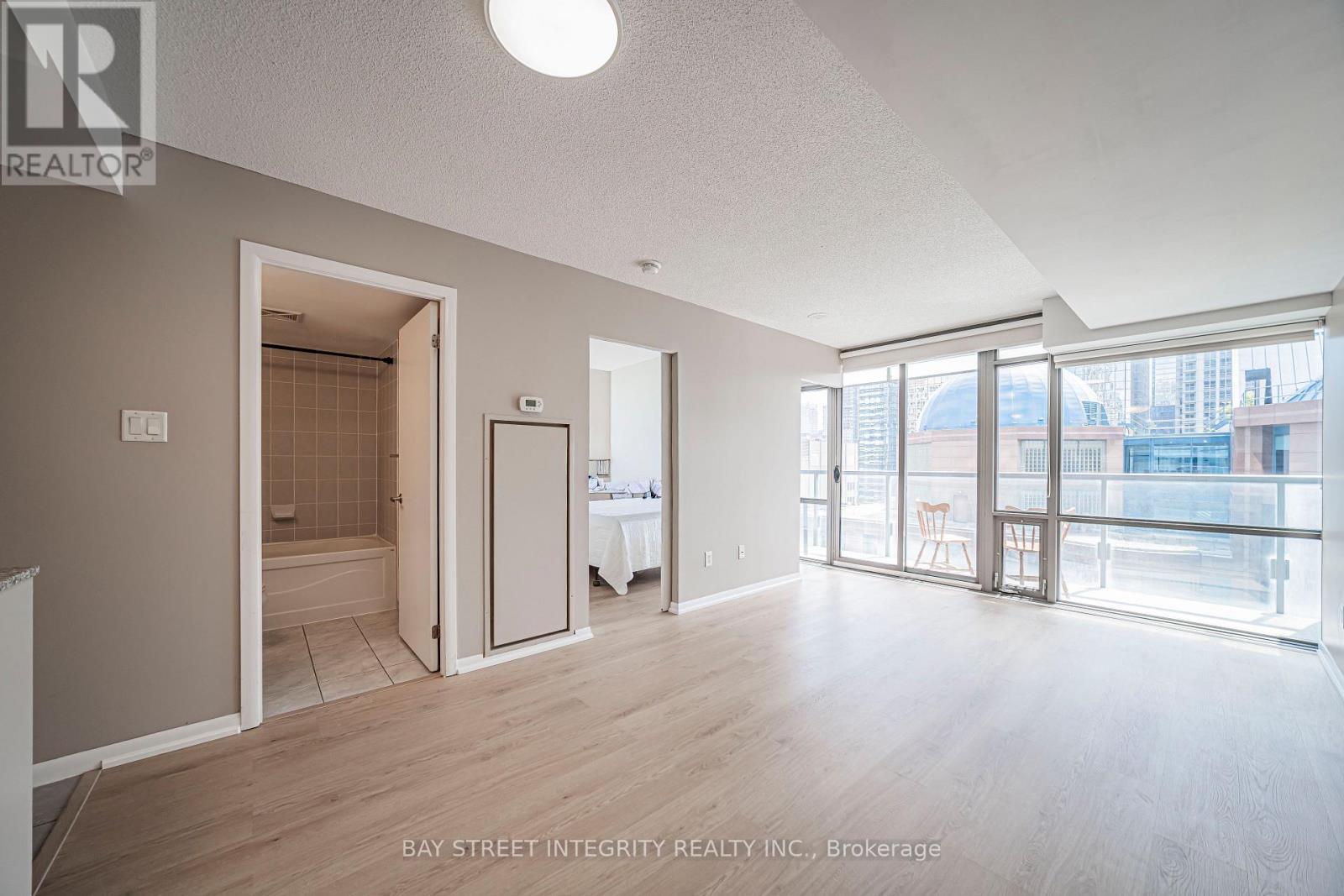 1406 - 38 Grenville Street, Toronto, Ontario  M4Y 1A5 - Photo 20 - C13717244