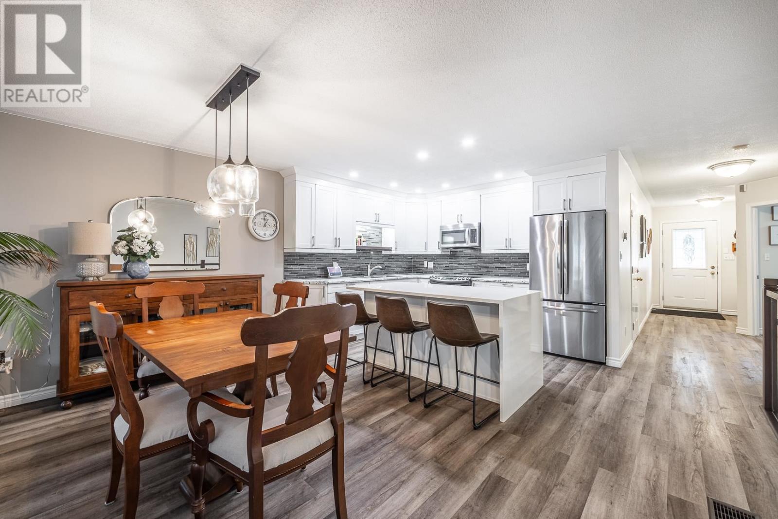 25 Village Ct, Sault Ste. Marie, Ontario  P6B 6J8 - Photo 7 - SM262324