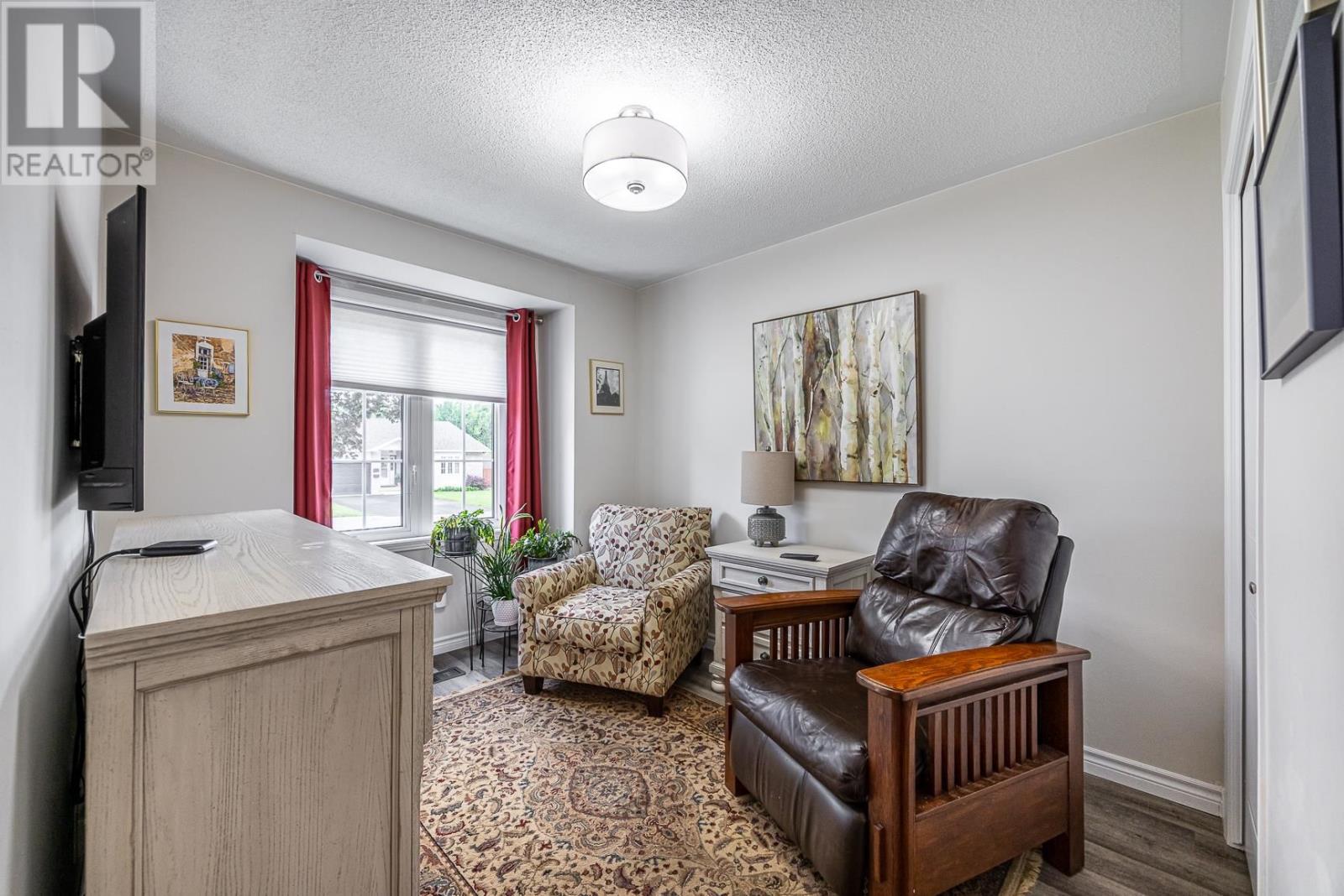 25 Village Ct, Sault Ste. Marie, Ontario  P6B 6J8 - Photo 20 - SM262324