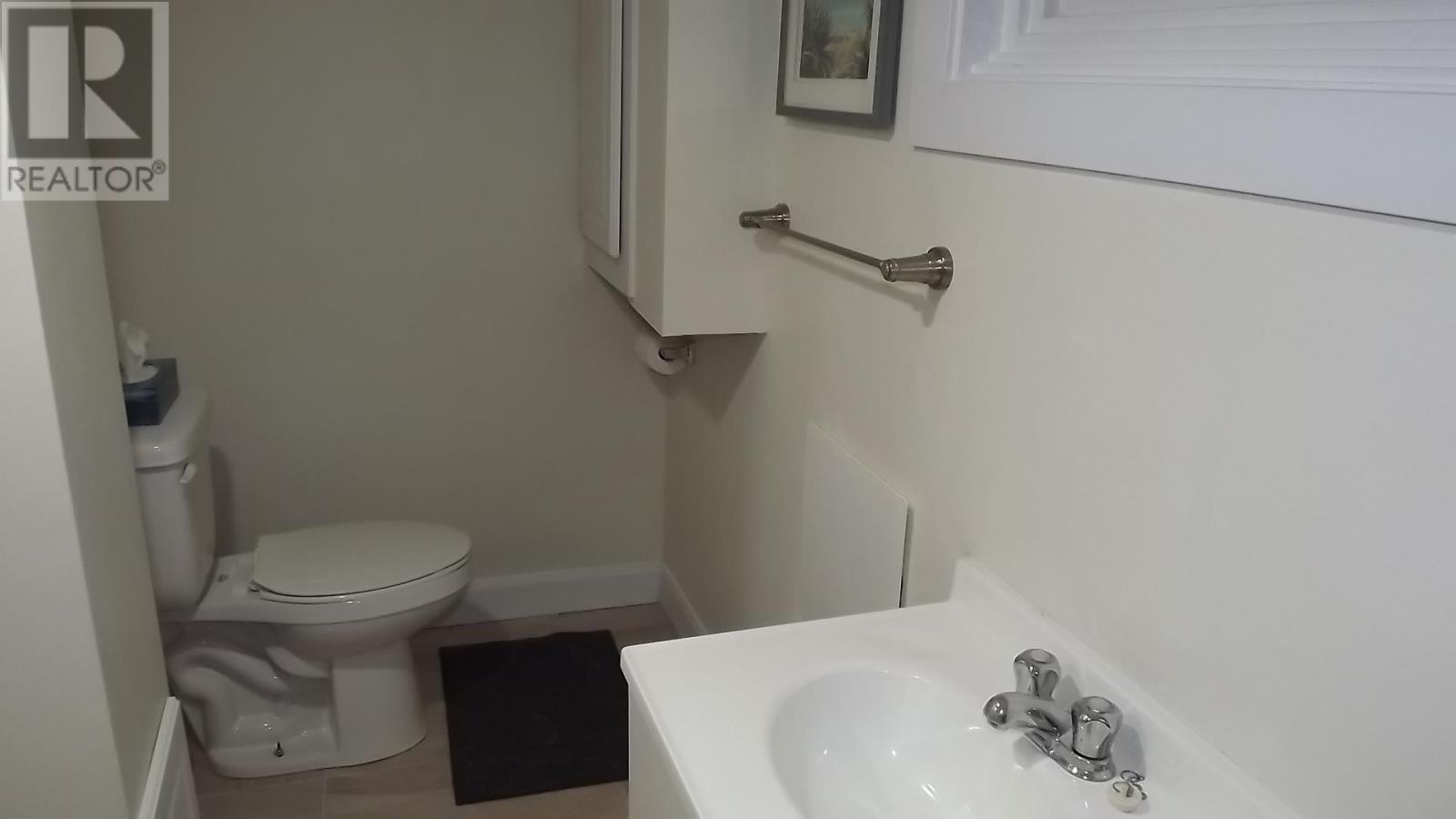 156 Hillside Dr S, Elliot Lake, Ontario  P5A 1V3 - Photo 26 - SM262337