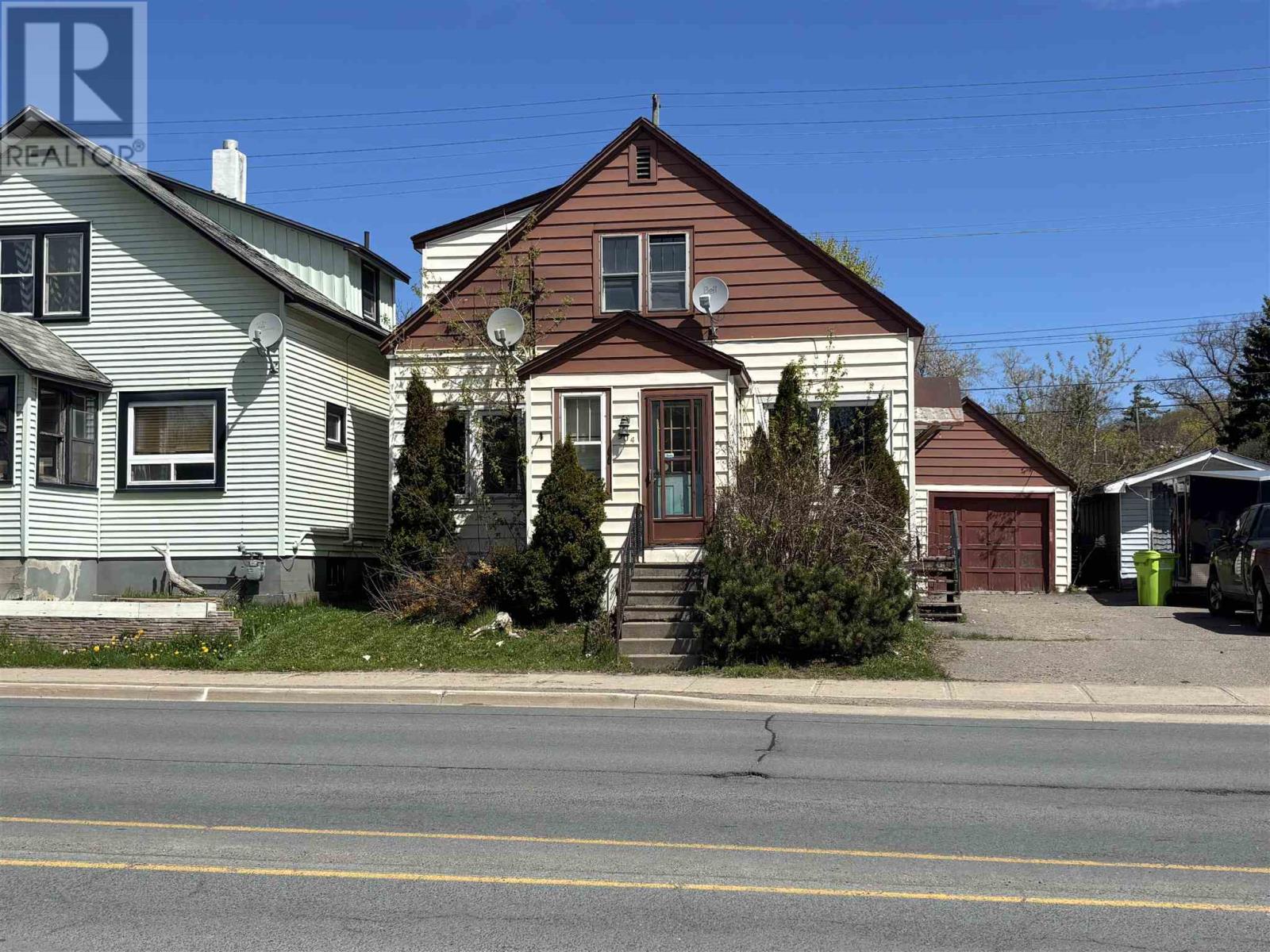 904 Wellington St, Sault Ste. Marie, Ontario  P6A 2N5 - Photo 3 - SM262347