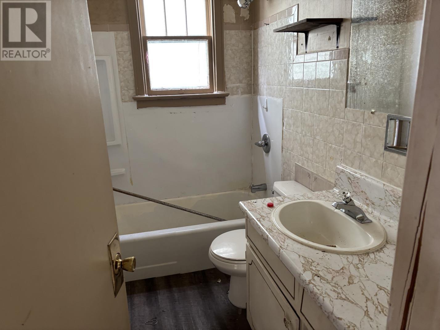 904 Wellington St, Sault Ste. Marie, Ontario  P6A 2N5 - Photo 8 - SM262347