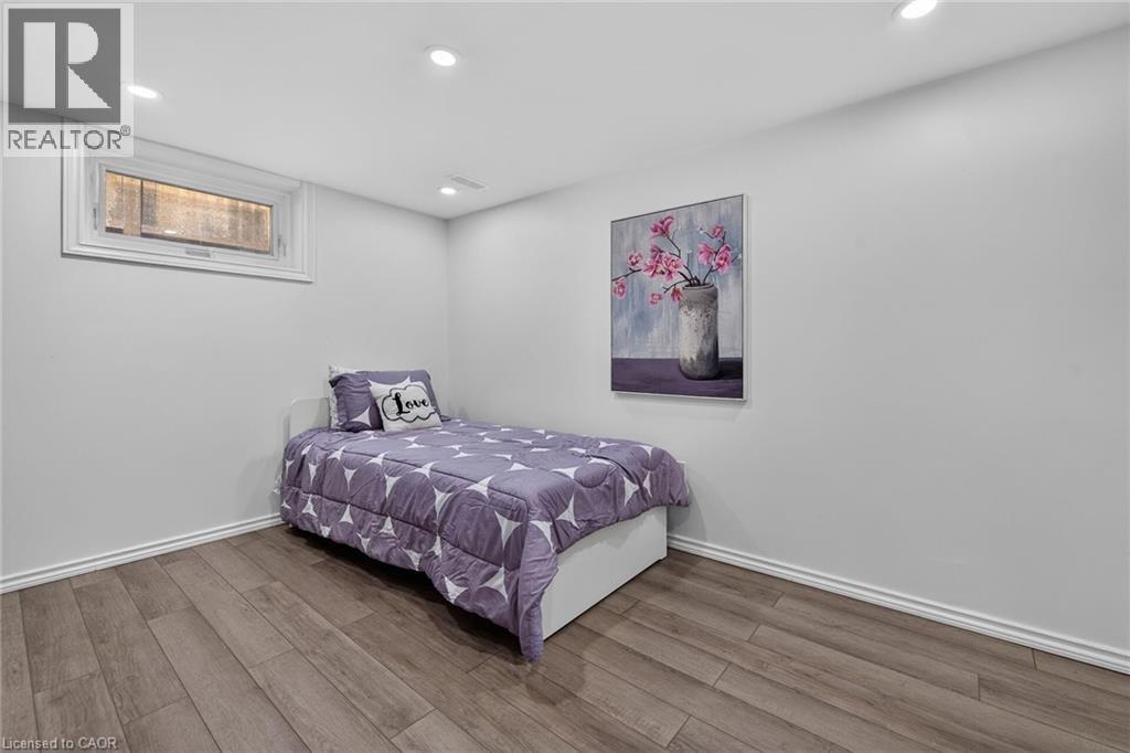 129 Aldercrest Avenue, Hamilton, Ontario  L9B 1L3 - Photo 42 - 40847549