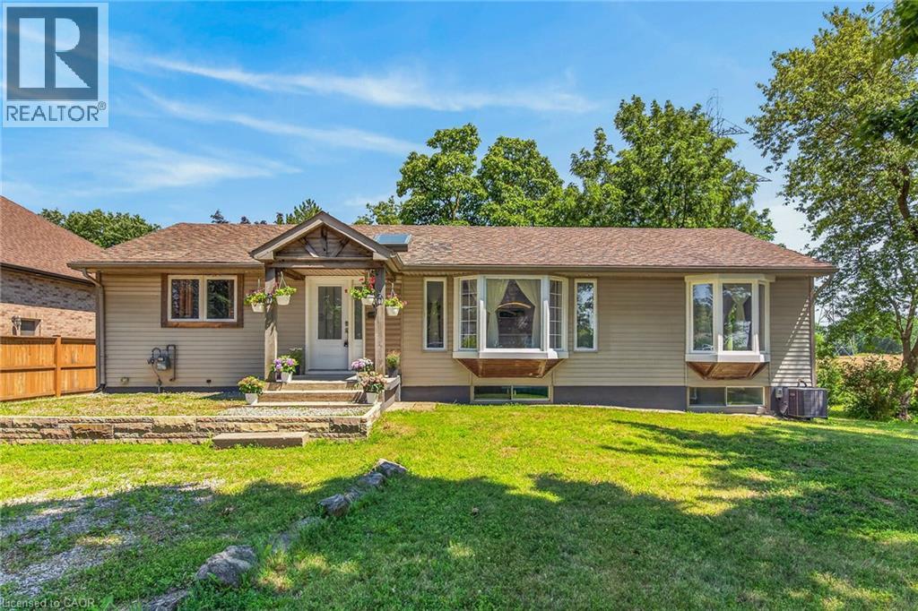 129 Aldercrest Avenue, Hamilton, Ontario  L9B 1L3 - Photo 2 - 40847549