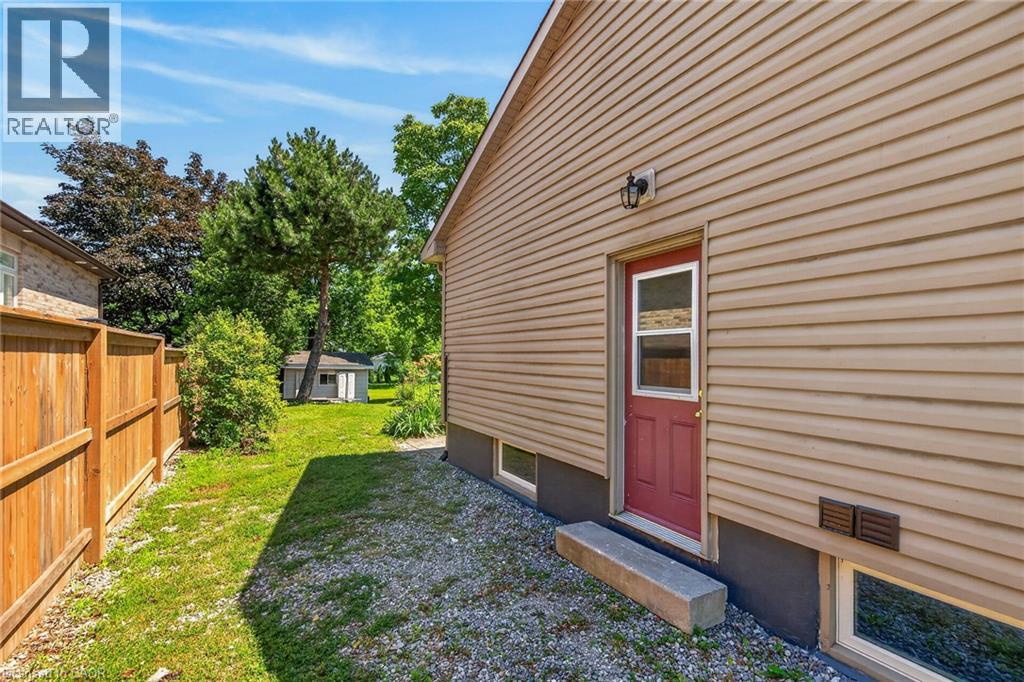 129 Aldercrest Avenue, Hamilton, Ontario  L9B 1L3 - Photo 44 - 40847549