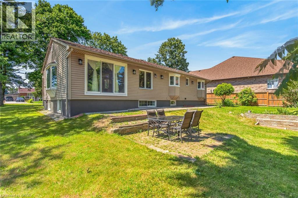 129 Aldercrest Avenue, Hamilton, Ontario  L9B 1L3 - Photo 46 - 40847549