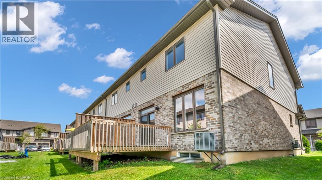 1960 Dalmagarry Road Unit# 63, London, Ontario  N6G 0T8 - Photo 43 - 40858534