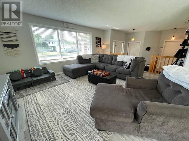9 Mario Milanese Pl, Dryden, Ontario  P8N 3G6 - Photo 3 - TB2602560