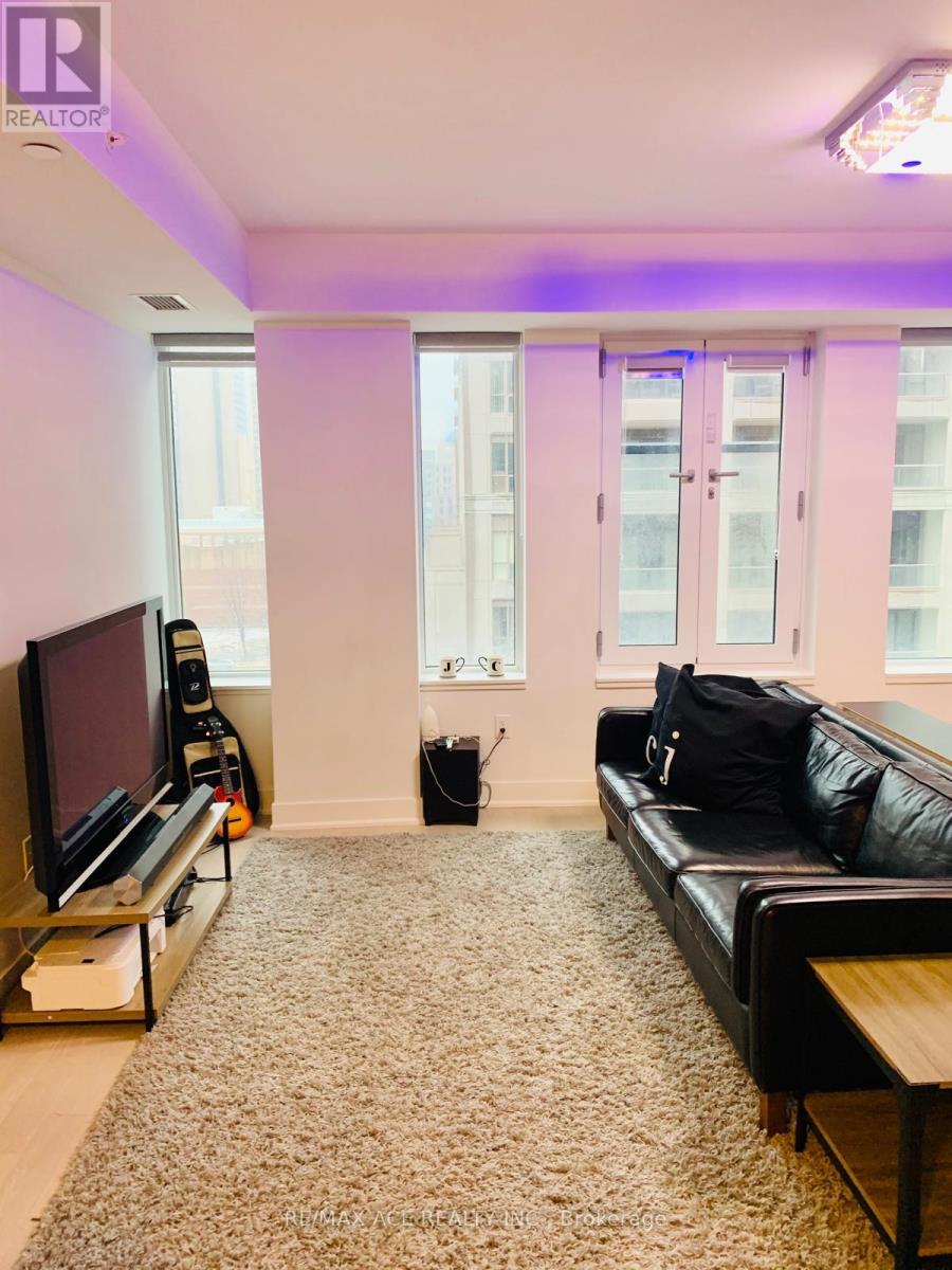708 - 955 Bay Street, Toronto, Ontario  M5S 0C6 - Photo 6 - C13719856