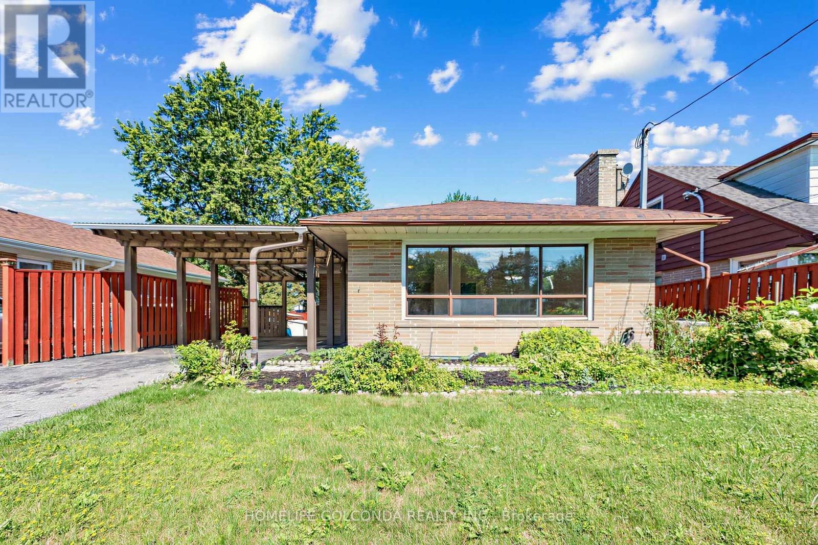 9 Moorecroft Crescent, Toronto, Ontario  M1K 3T9 - Photo 3 - E13719790