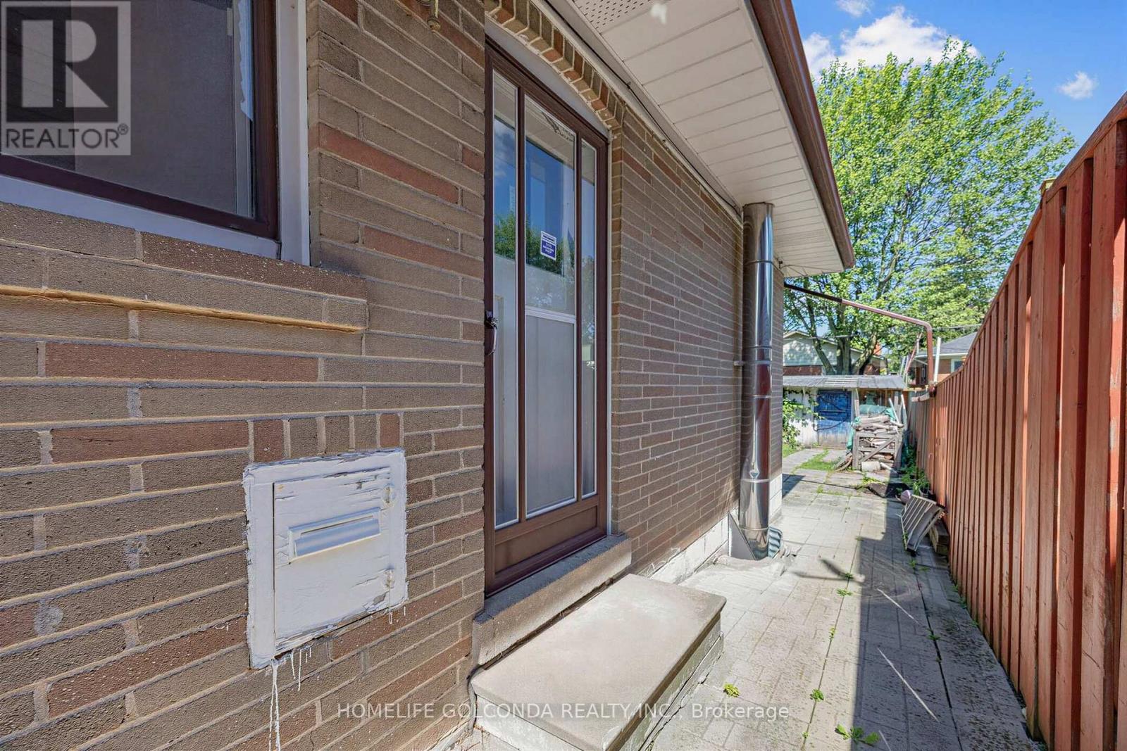 9 Moorecroft Crescent, Toronto, Ontario  M1K 3T9 - Photo 39 - E13719790