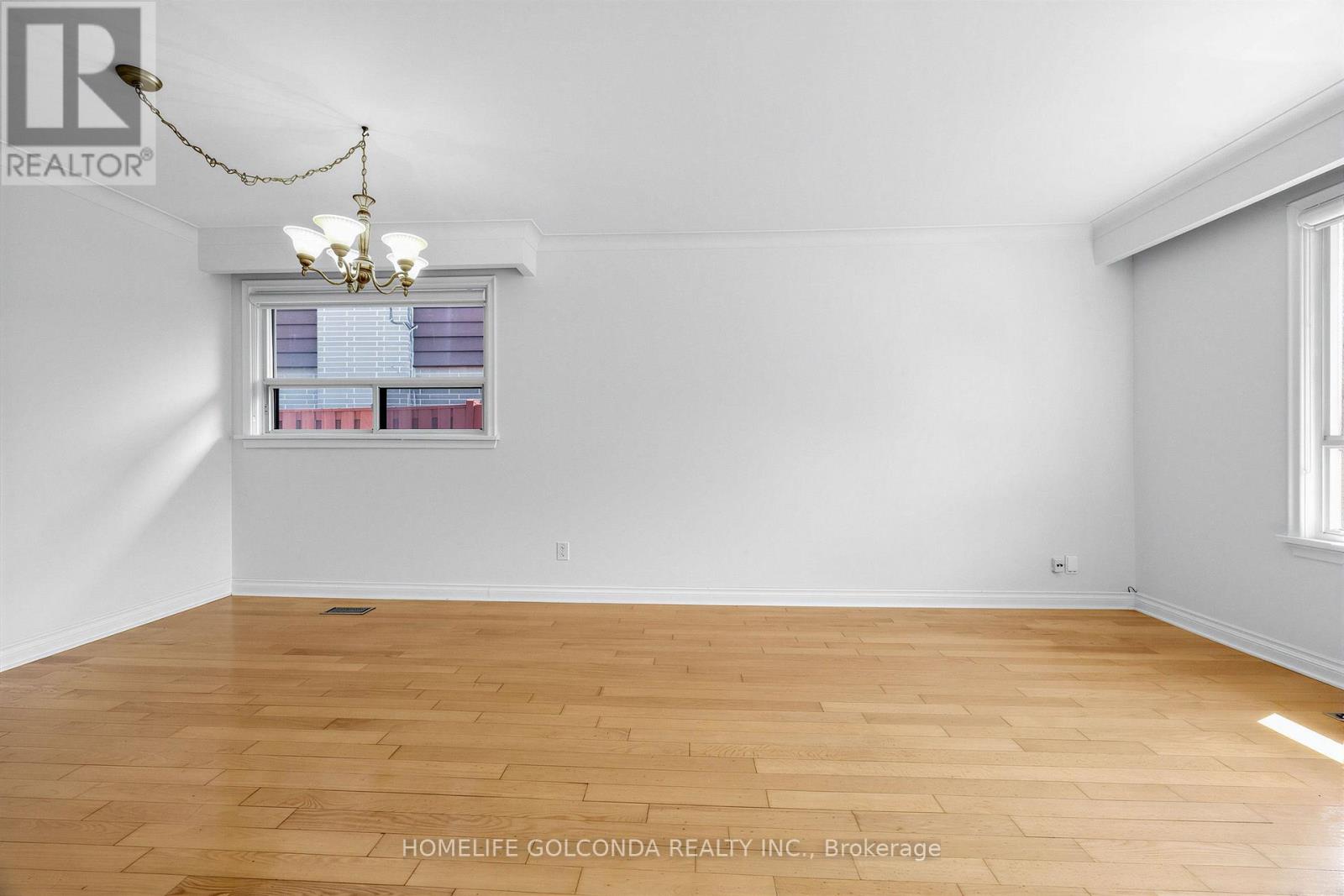 9 Moorecroft Crescent, Toronto, Ontario  M1K 3T9 - Photo 7 - E13719790