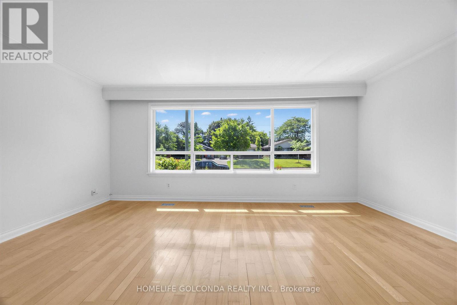 9 Moorecroft Crescent, Toronto, Ontario  M1K 3T9 - Photo 9 - E13719790