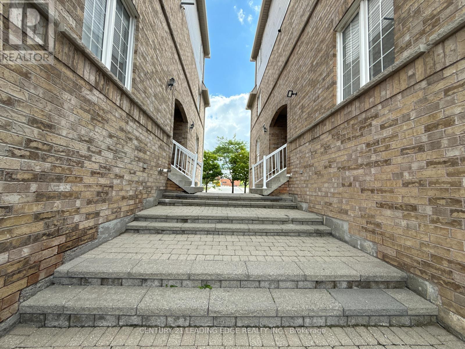 115 - 200 Mclevin Avenue, Toronto, Ontario  M1B 6C6 - Photo 2 - E13719826