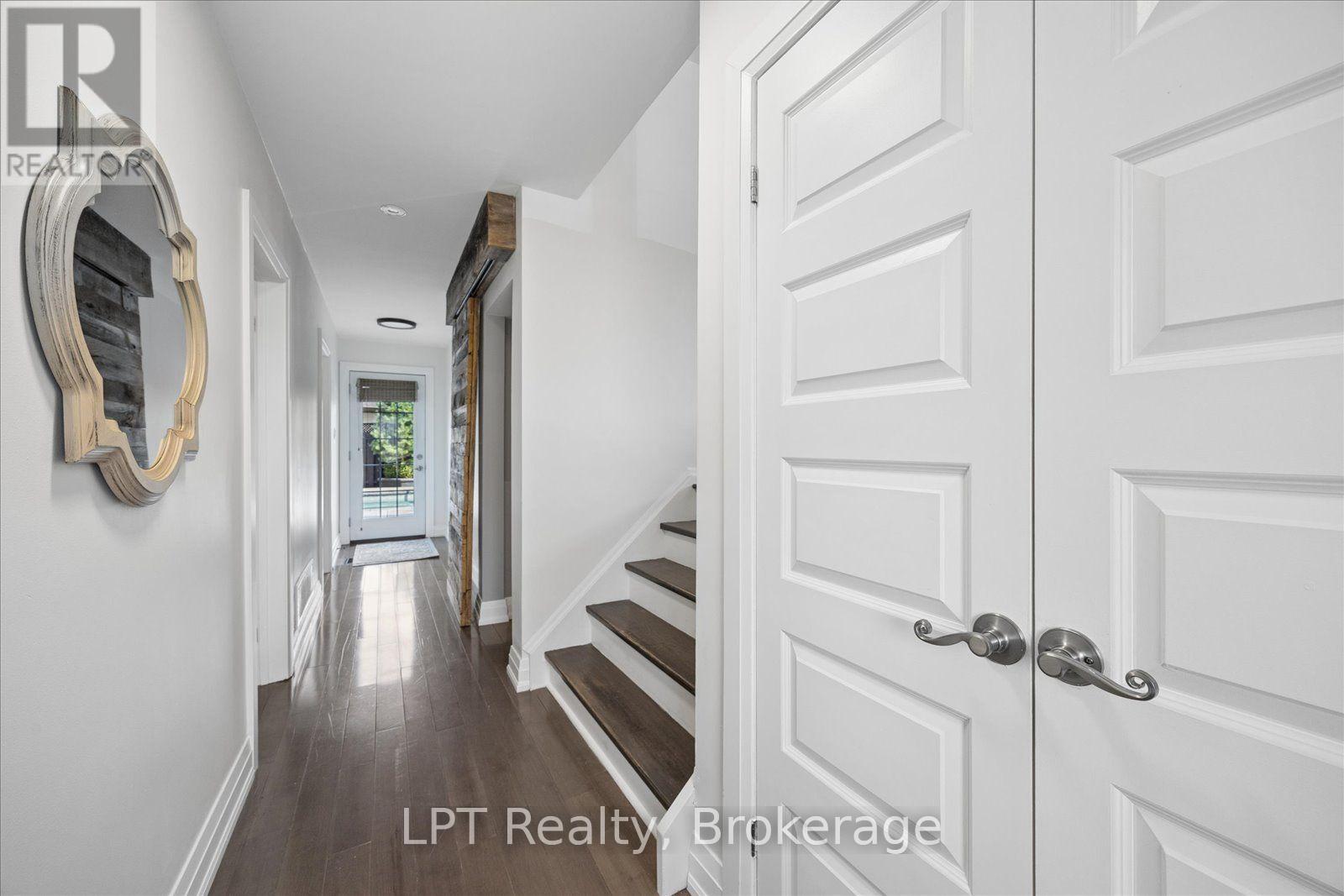 406 Glenmar Avenue, Oshawa, Ontario  L1J 3J8 - Photo 6 - E13692312