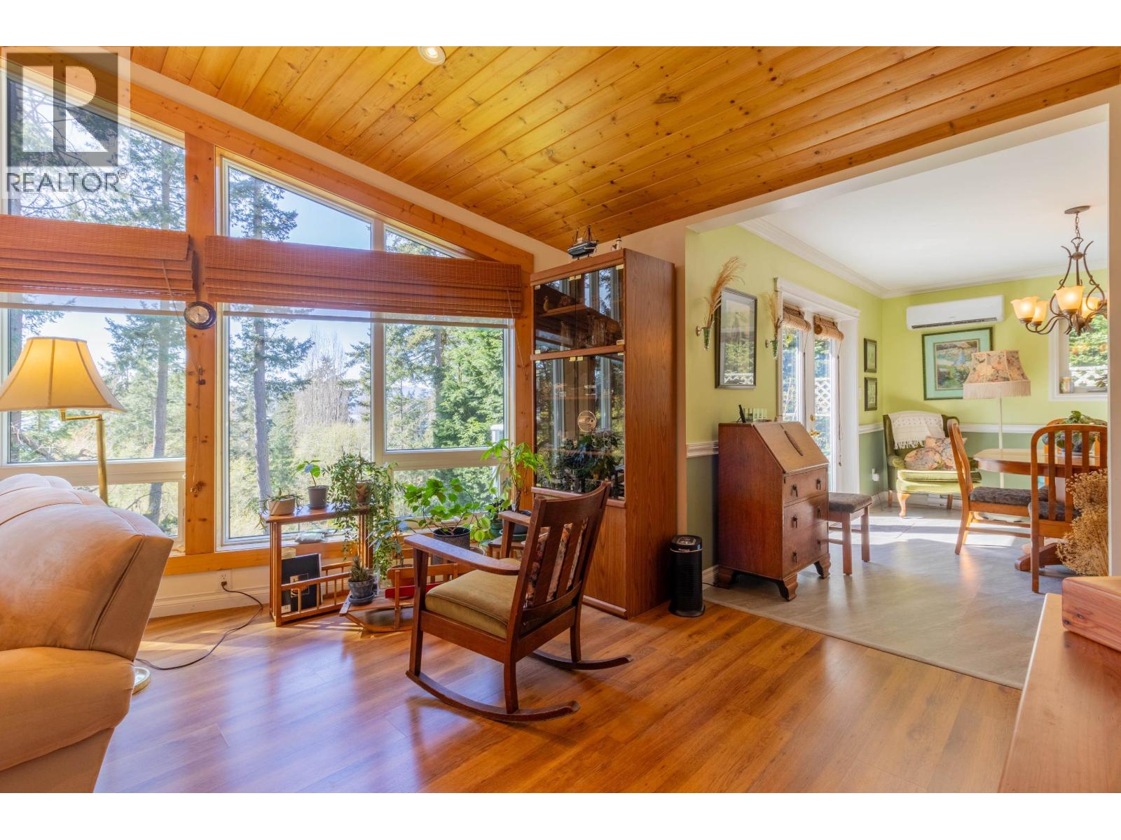 2635 Shoal Road, Pender Island, British Columbia  V0N 2M2 - Photo 10 - R3159450