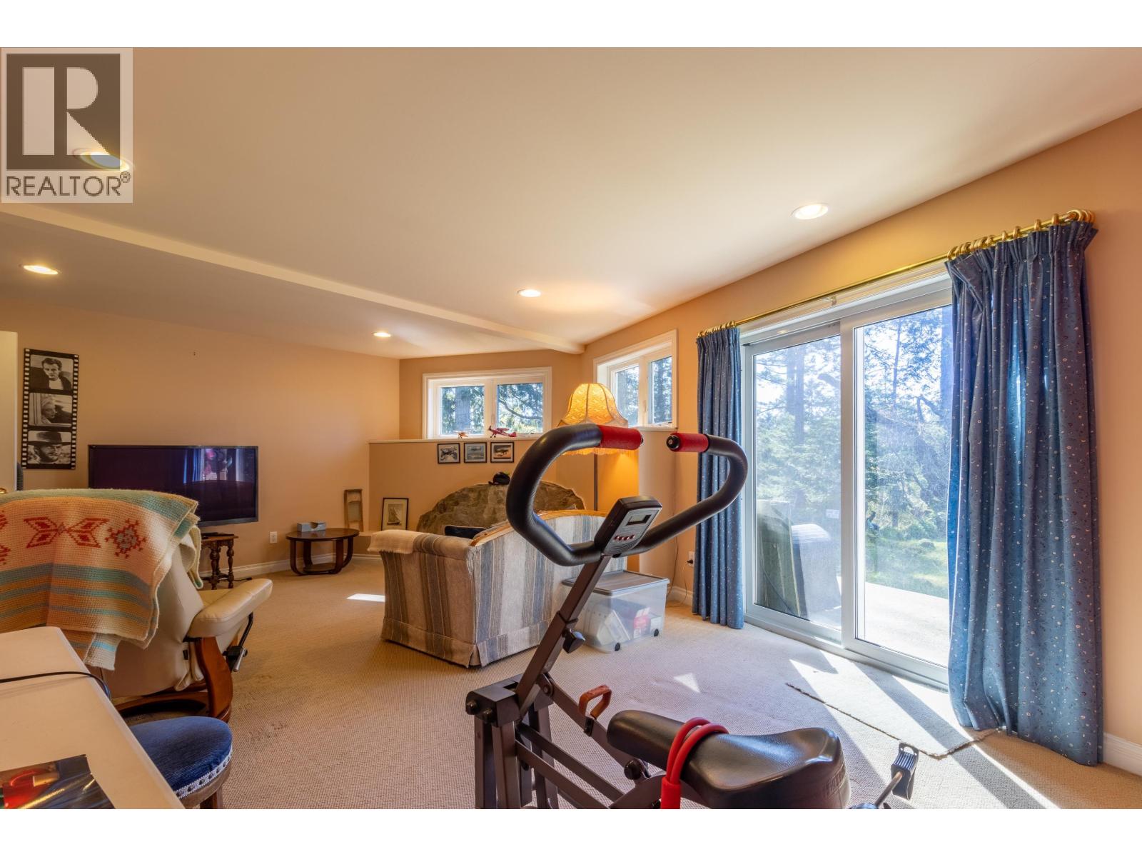 2635 Shoal Road, Pender Island, British Columbia  V0N 2M2 - Photo 28 - R3159450
