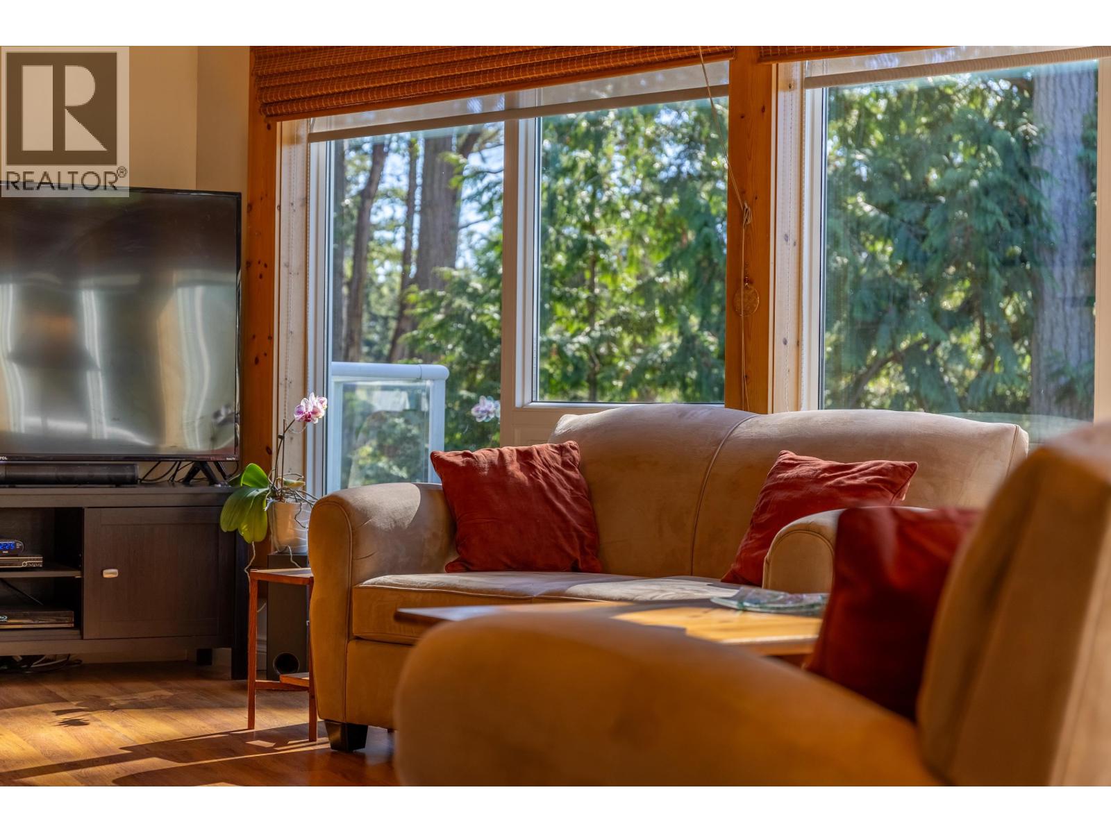2635 Shoal Road, Pender Island, British Columbia  V0N 2M2 - Photo 7 - R3159450