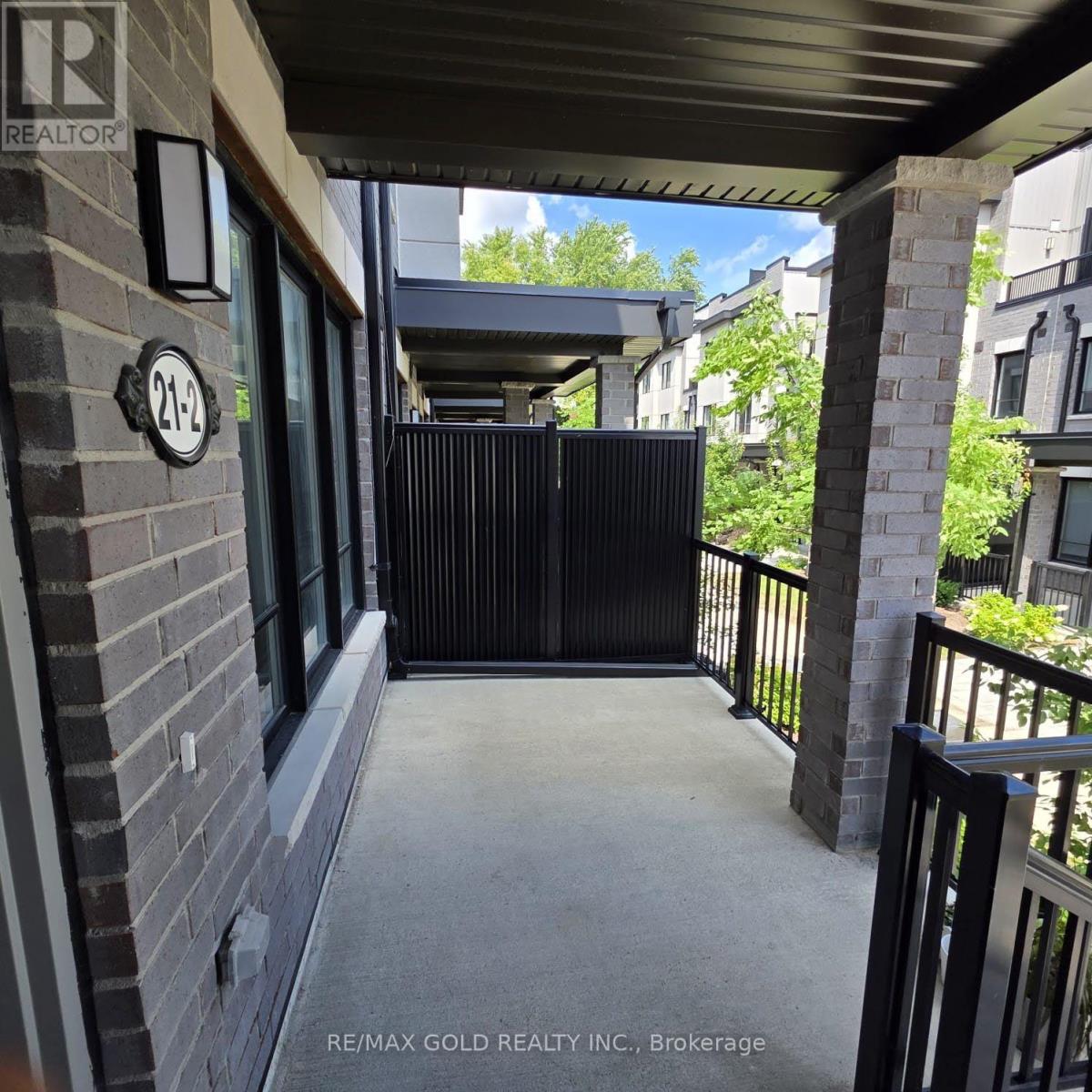 2 - 21 Baynes Way, Bradford West Gwillimbury (Bradford), Ontario  L3Z 4M5 - Photo 3 - N13719868