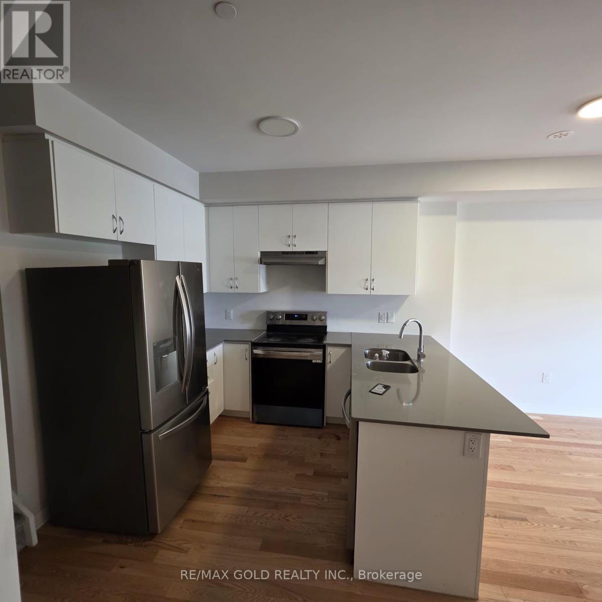2 - 21 Baynes Way, Bradford West Gwillimbury (Bradford), Ontario  L3Z 4M5 - Photo 5 - N13719868