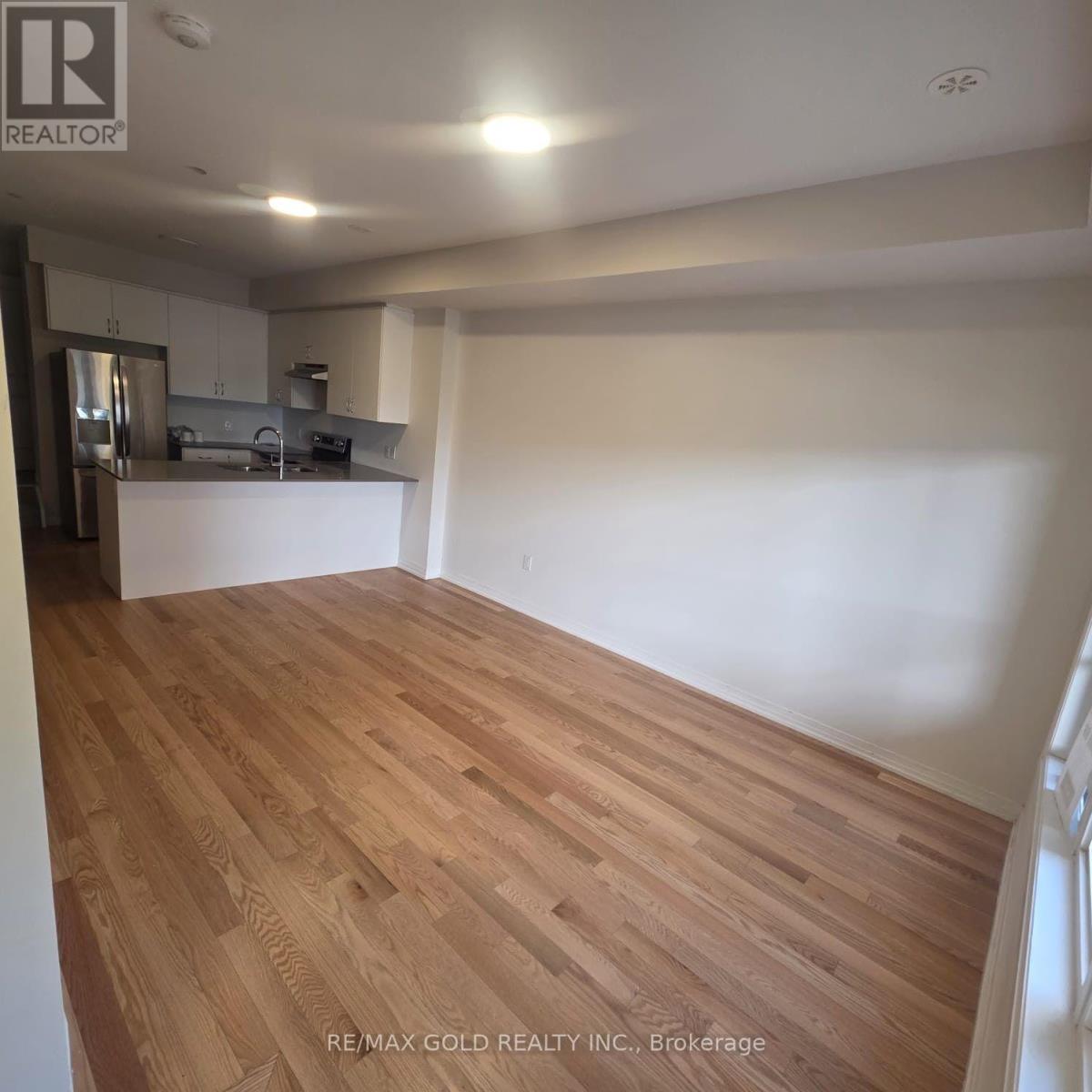 2 - 21 Baynes Way, Bradford West Gwillimbury (Bradford), Ontario  L3Z 4M5 - Photo 6 - N13719868