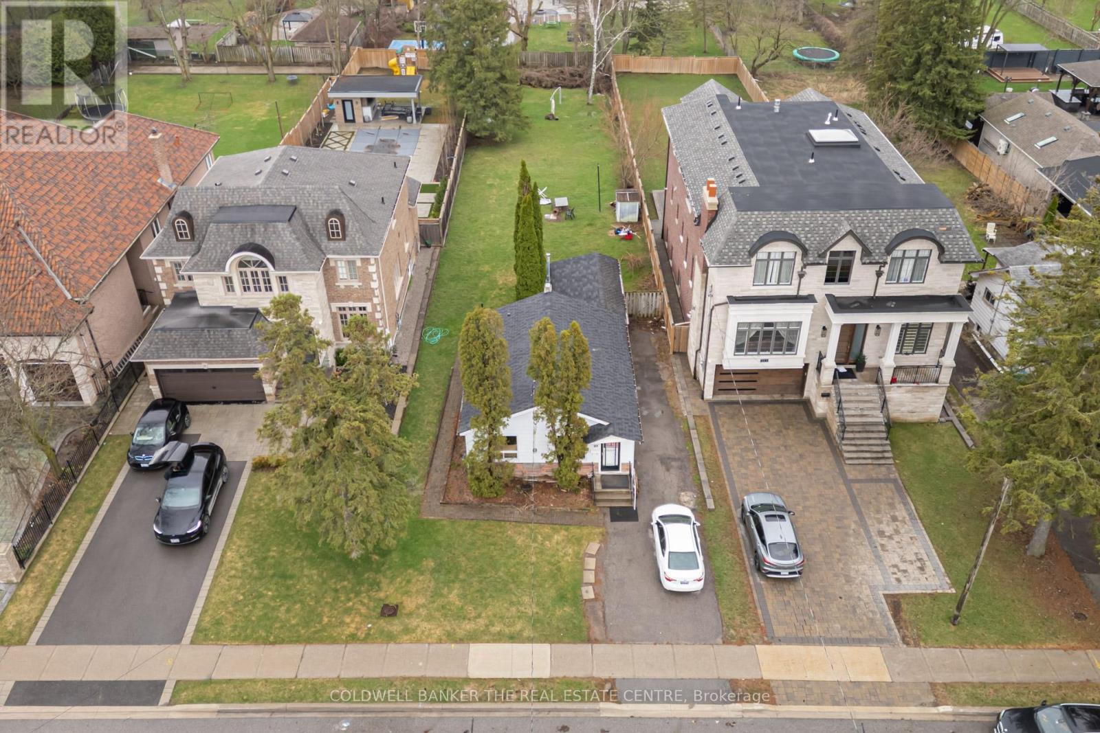 99 Spruce Avenue, Richmond Hill, Ontario  L4C 6V9 - Photo 15 - N13719876