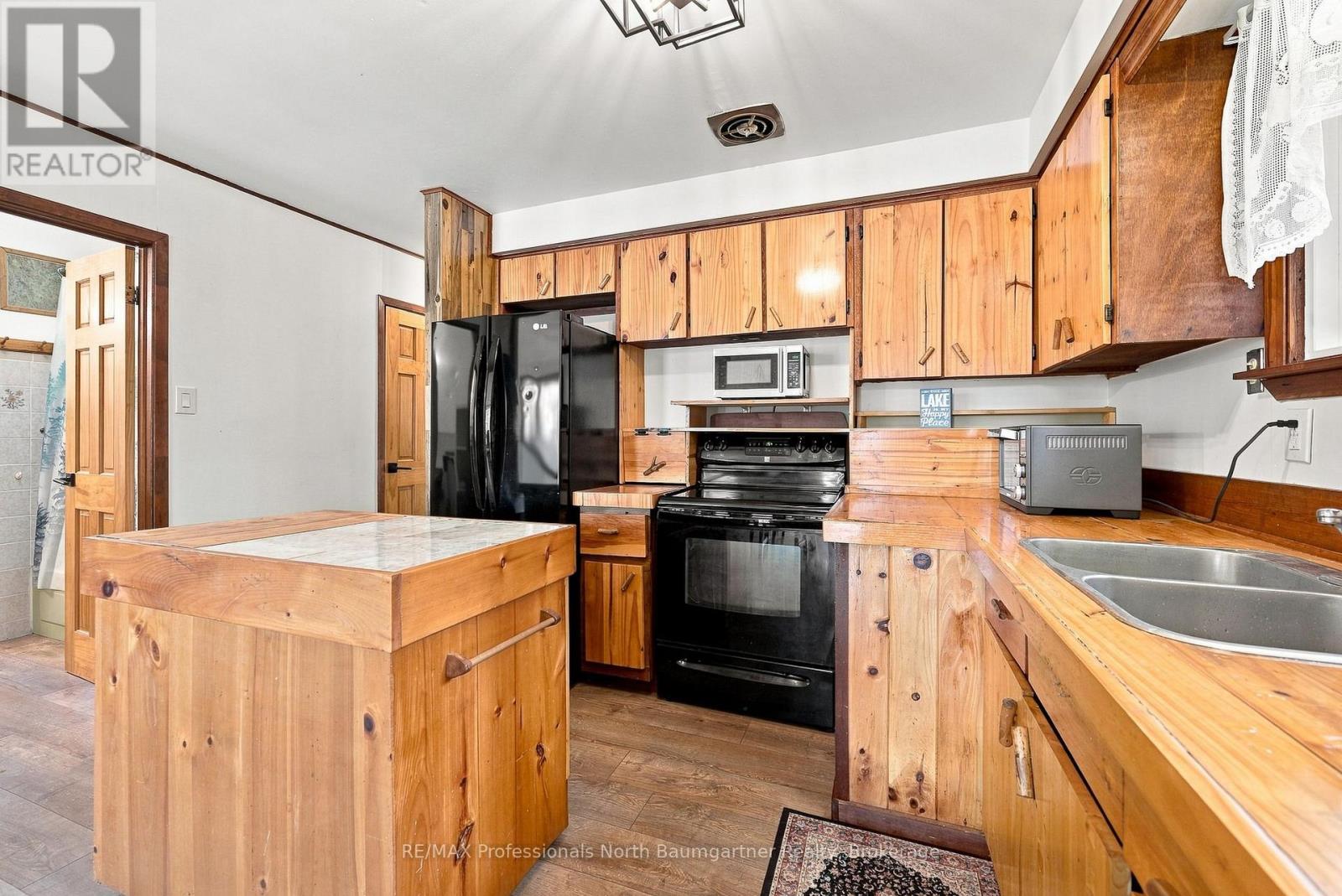 1110 Edward Sanderson Road, Highlands East (Monmouth), Ontario  K0L 2Y0 - Photo 11 - X13719842