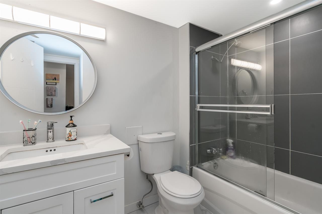307 15268 100 Avenue, Surrey, British Columbia V3R 7V1 - Photo 16 - R3158929