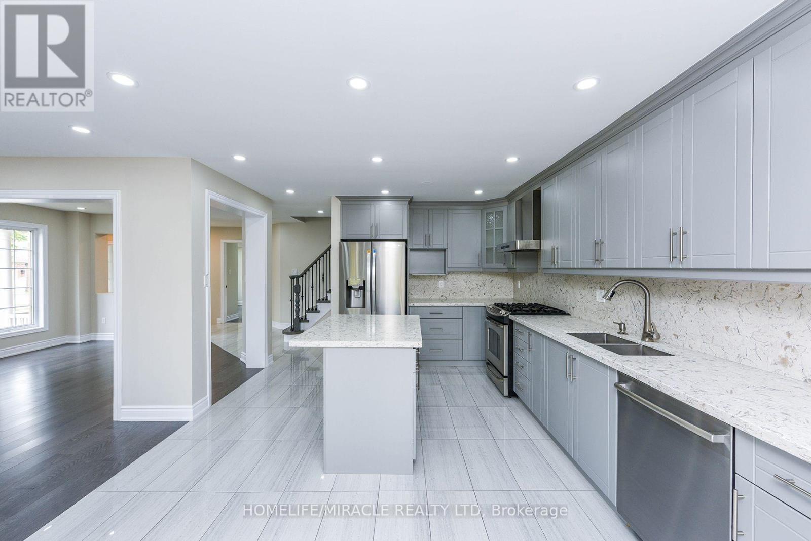 25 Blackcherry Lane, Brampton, Ontario  L6R 2Y5 - Photo 12 - W13719804