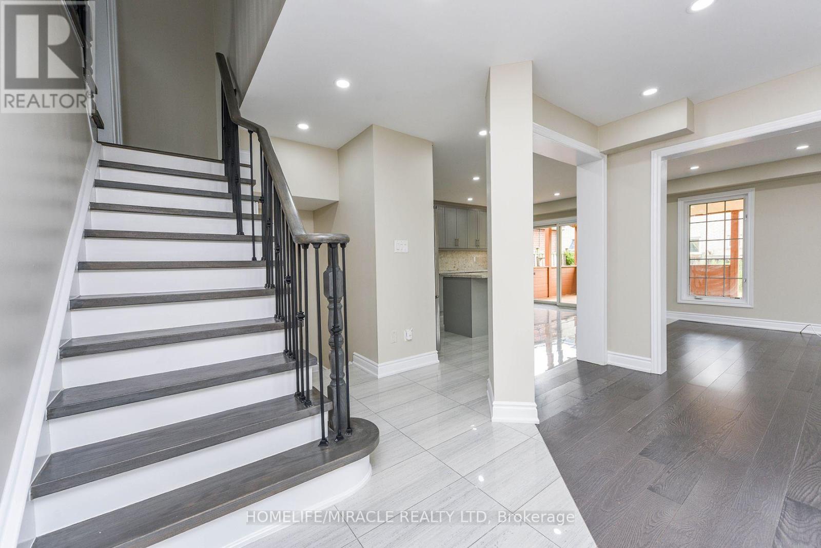 25 Blackcherry Lane, Brampton, Ontario  L6R 2Y5 - Photo 15 - W13719804