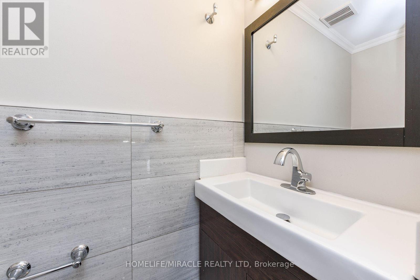 25 Blackcherry Lane, Brampton, Ontario  L6R 2Y5 - Photo 23 - W13719804