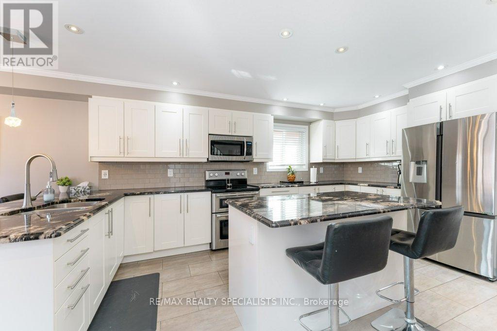 34 Killaloe Crescent, Halton Hills, Ontario  L7G 5N2 - Photo 14 - W13719866