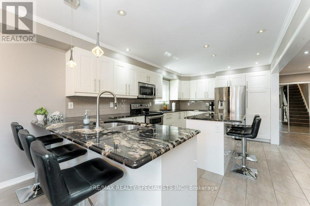 34 Killaloe Crescent, Halton Hills, Ontario  L7G 5N2 - Photo 15 - W13719866