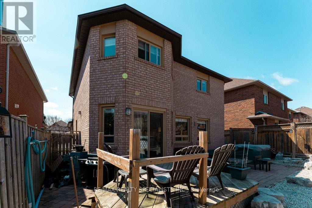 34 Killaloe Crescent, Halton Hills, Ontario  L7G 5N2 - Photo 37 - W13719866