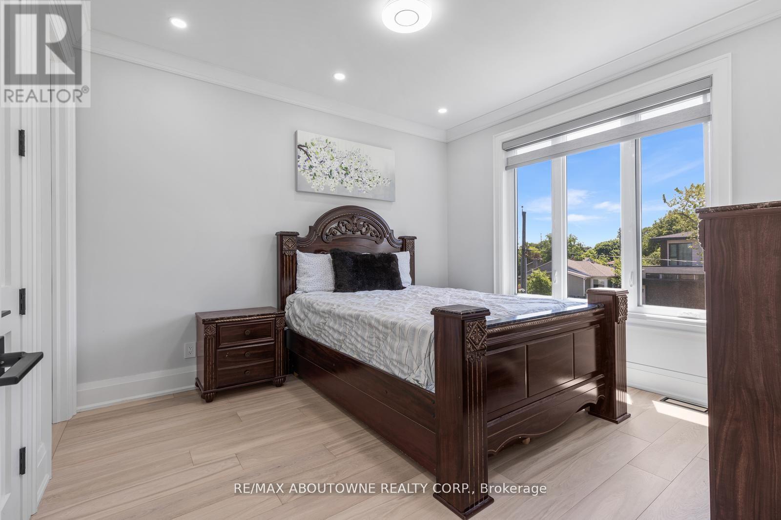 455 Samford Place, Oakville, Ontario  L6L 4E7 - Photo 33 - W13568018