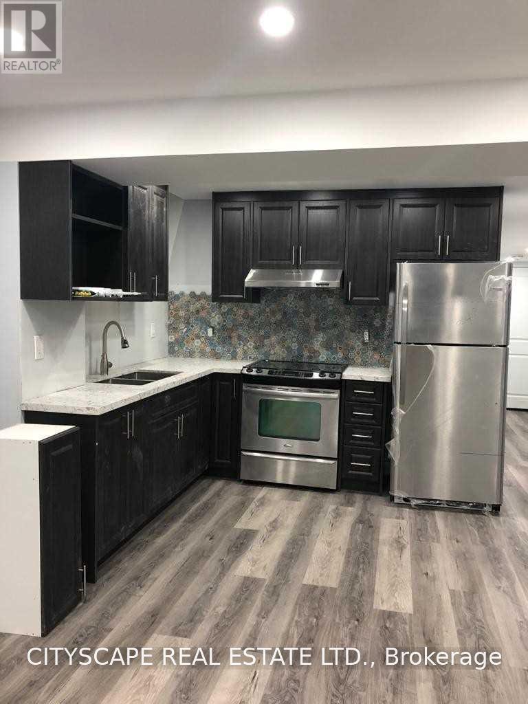 Bsmt - 5520 Prosper Circuit, Mississauga, Ontario  L5V 2E5 - Photo 8 - W13709942