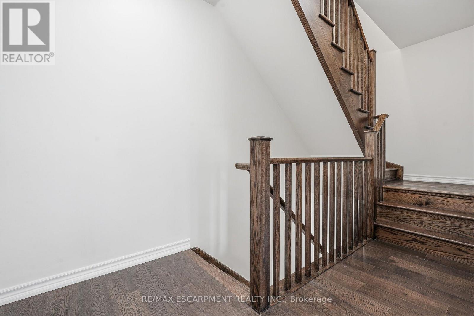 26 Hiscott Drive, Hamilton, Ontario  L8B 0A3 - Photo 16 - X13719858