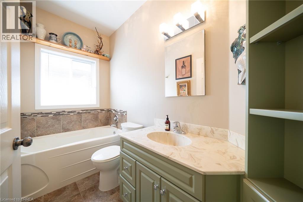 37 Mulberry Lane, Port Dover, Ontario  N0A 1N6 - Photo 18 - 40844314