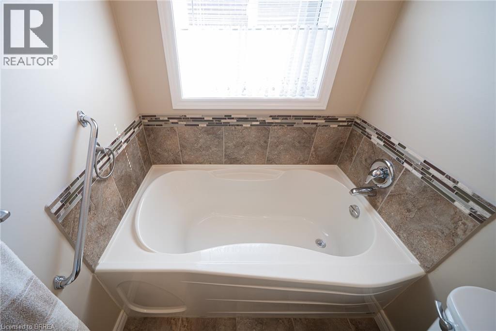 37 Mulberry Lane, Port Dover, Ontario  N0A 1N6 - Photo 19 - 40844314